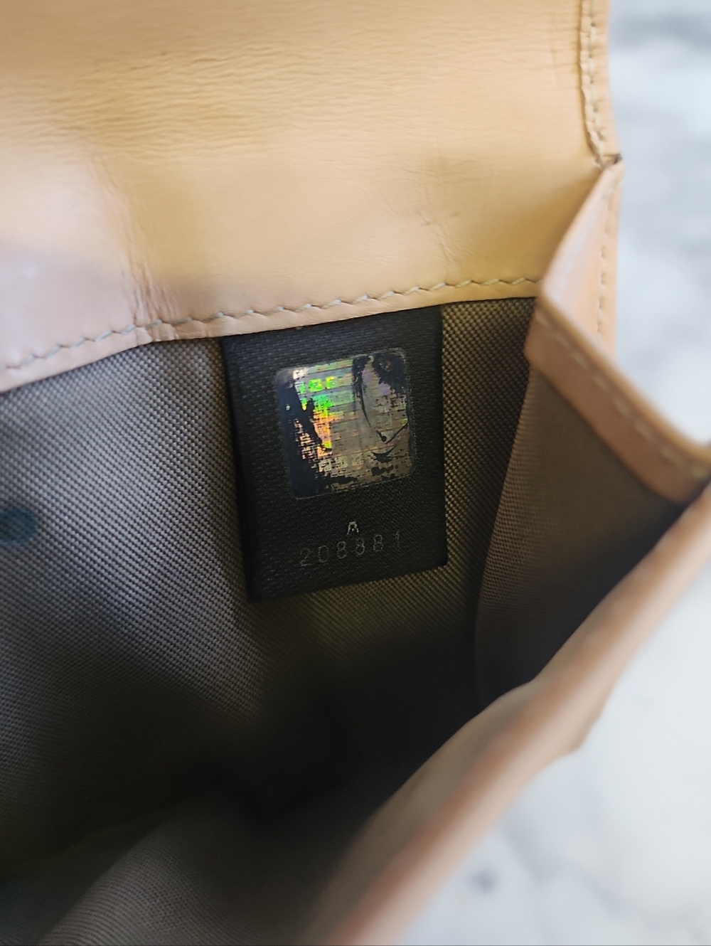 Authentic Zucchino Canvas Fendi Bifold Wallet - Picture 3 of 9